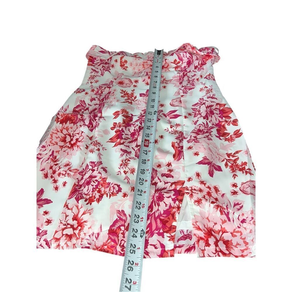 That’s so Fetch 4 Charms pink white floral strapless cocktail mini dress - Picture 7 of 8